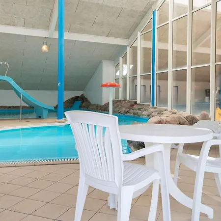 Holiday home Xcii